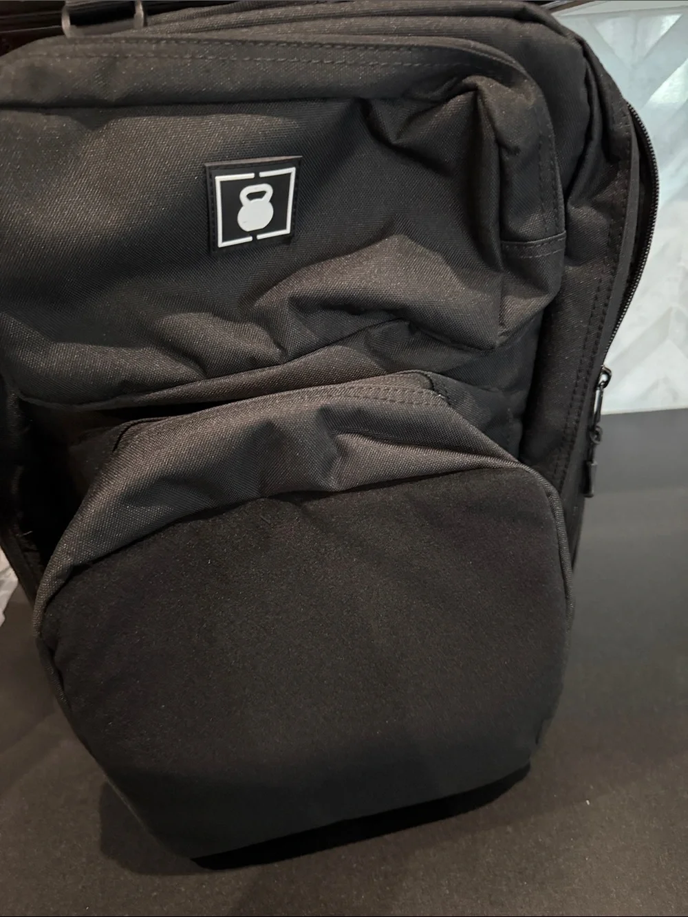 2Pood sleek black